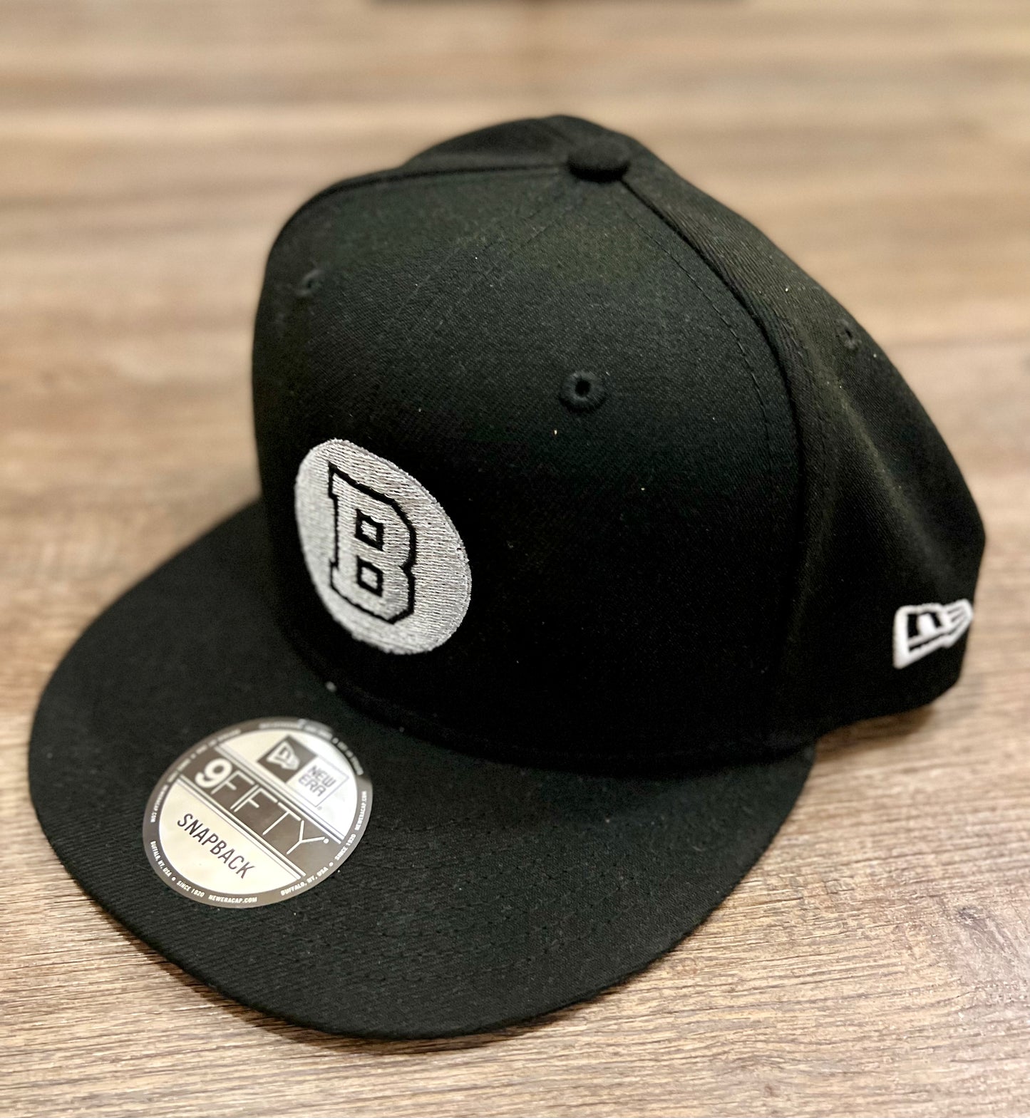 Book + Street Logo 9Fifty Snapback